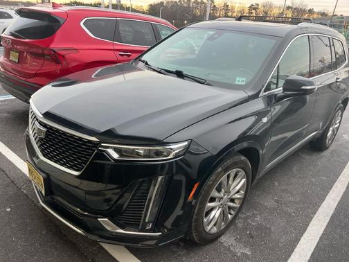 2023 Cadillac XT6 Premium Luxury AWD