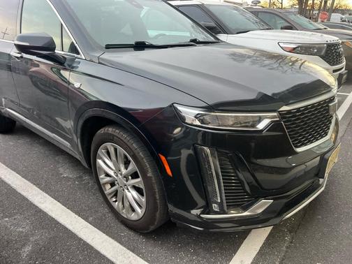 2023 Cadillac XT6 Premium Luxury AWD