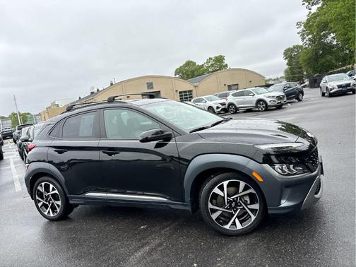 2022 Hyundai KONA Limited
