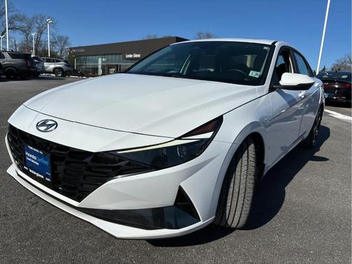 2023 Hyundai ELANTRA HEV Limited