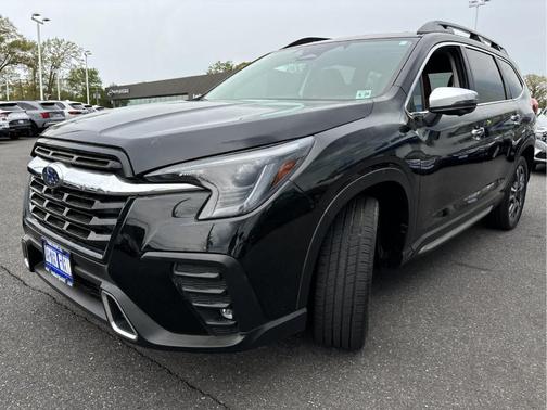 Crystal Black Silica 2023 Subaru Ascent Touring 7-Passenger