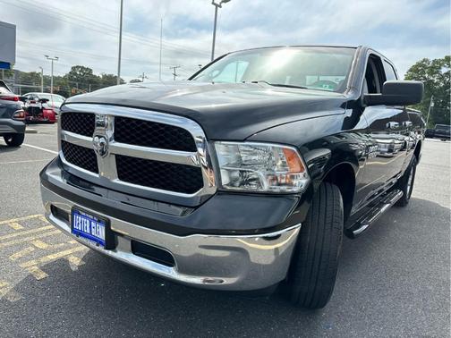 2018 RAM 1500 SLT