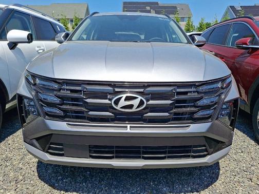 Shimmering Silver 2026 Hyundai TUCSON SEL Premium