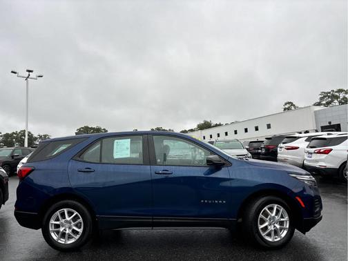 2023 Chevrolet Equinox LS