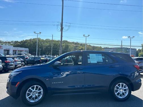 2023 Chevrolet Equinox LS
