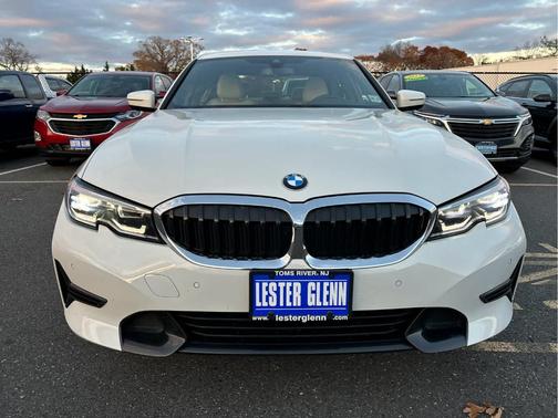 2022 BMW 330 i xDrive