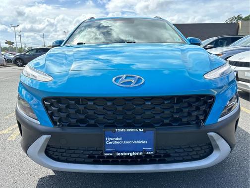 2022 Hyundai KONA SEL