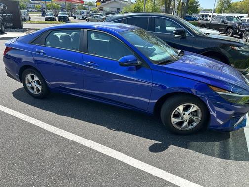 Intense Blue 2023 Hyundai ELANTRA SE