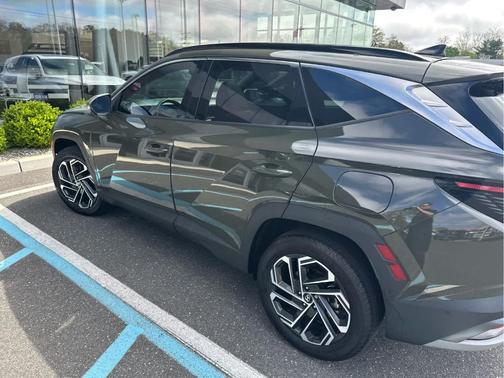 Green 2025 Hyundai TUCSON Limited