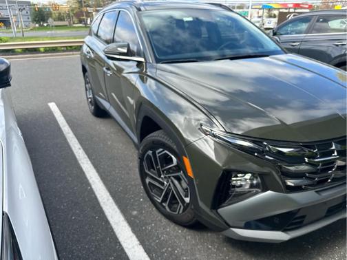 Green 2025 Hyundai TUCSON Limited