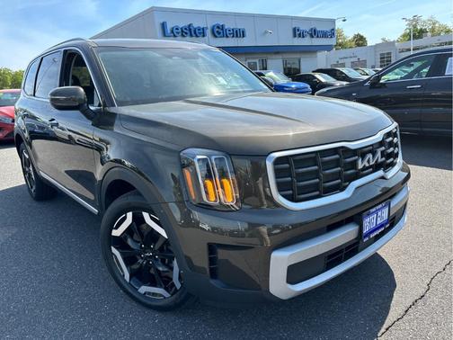 Dark Moss 2024 Kia Telluride S