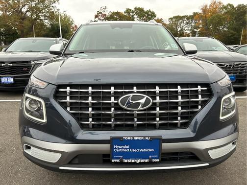2023 Hyundai VENUE Limited