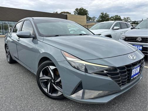 2021 Hyundai ELANTRA SEL