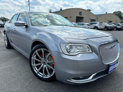 2016 Chrysler 300C Base