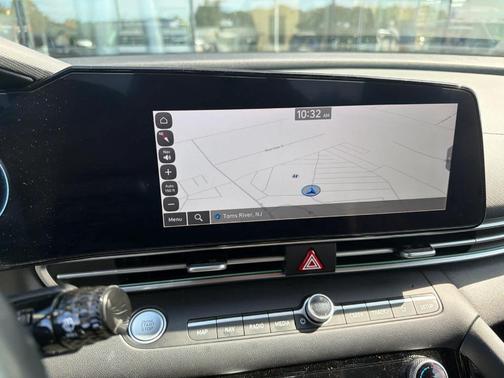 Metal 2023 Hyundai ELANTRA Limited