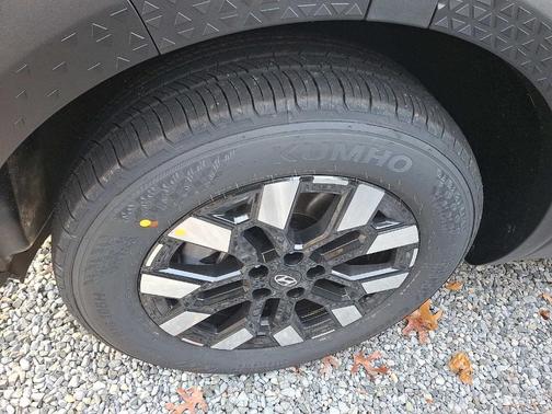 2026 Hyundai SANTA CRUZ SEL Activity