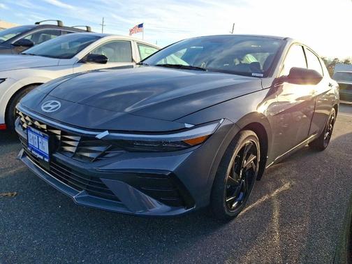 2026 Hyundai ELANTRA SEL