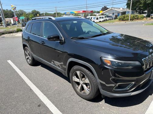 Diamond Black 2019 Jeep Cherokee Limited