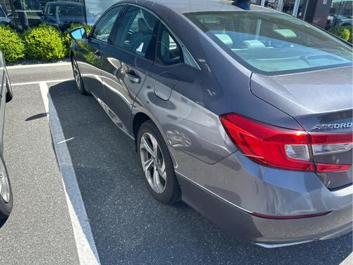 Modern Steel Metallic 2018 Honda Accord EX-L