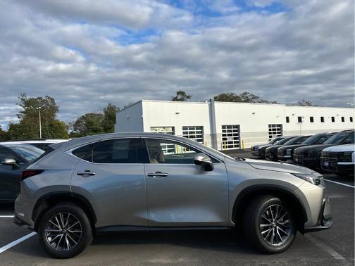 2024 Lexus NX 350 Premium