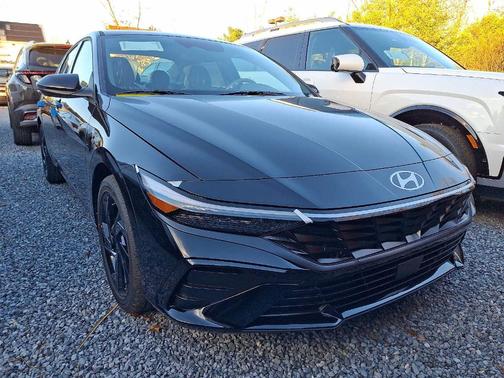 2026 Hyundai ELANTRA SEL