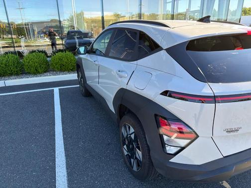 Cyber Gray Metallic 2024 Hyundai KONA SEL