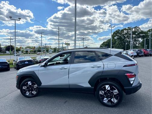 Cyber Gray Metallic 2024 Hyundai KONA SEL