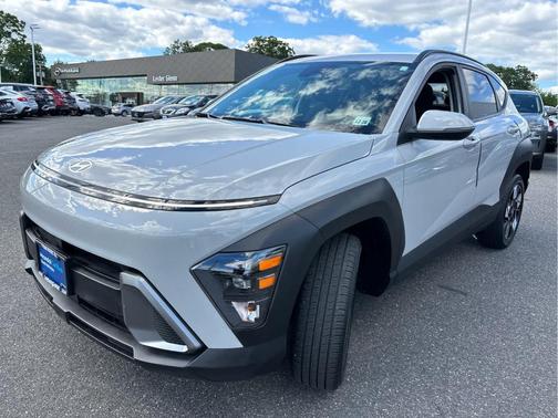 Cyber Gray Metallic 2024 Hyundai KONA SEL