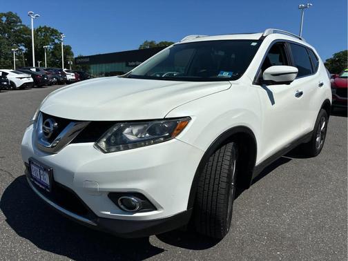 Pearl White 2016 Nissan Rogue SL