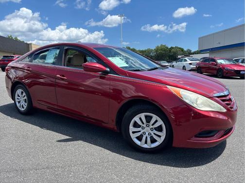 2011 Hyundai SONATA GLS