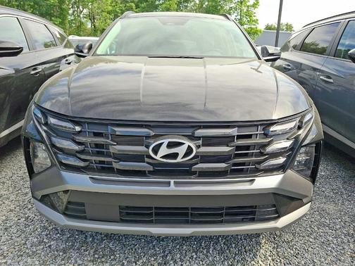 Phantom Black 2026 Hyundai TUCSON SEL Premium