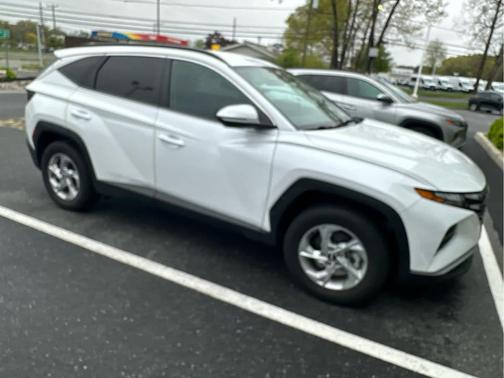 Quartz White 2022 Hyundai TUCSON SEL
