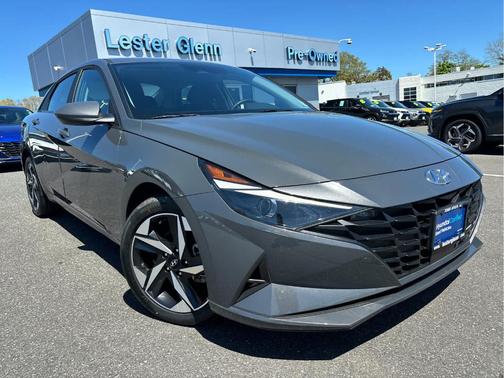 Gray 2023 Hyundai ELANTRA SEL