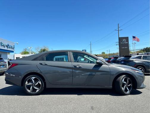Gray 2023 Hyundai ELANTRA SEL