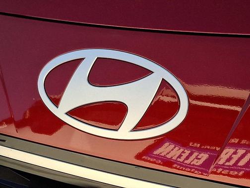 2026 Hyundai ELANTRA SEL