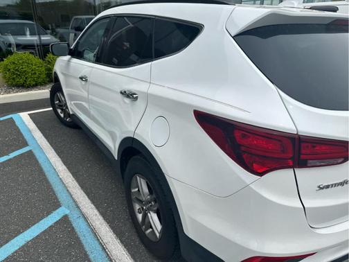 Frost White Pearl 2017 Hyundai Santa Fe Sport 2.4L