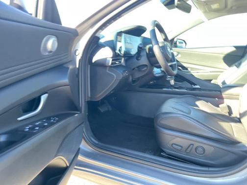 2023 Hyundai ELANTRA HEV Limited