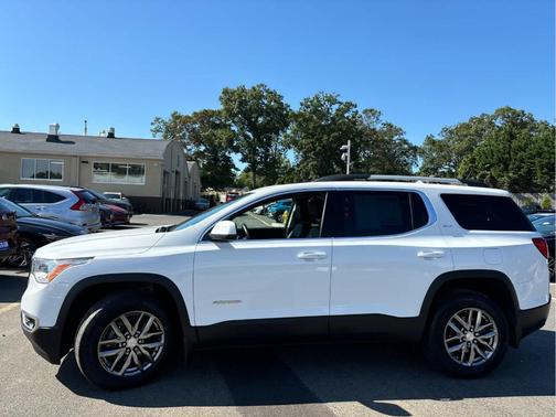 2017 GMC Acadia SLT-1