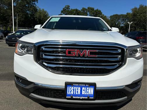 2017 GMC Acadia SLT-1