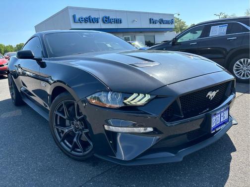 Dark Matter Gray Metallic 2022 Ford Mustang GT