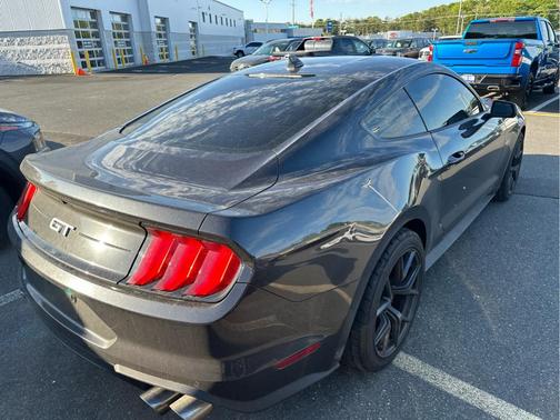 Dark Matter Gray Metallic 2022 Ford Mustang GT