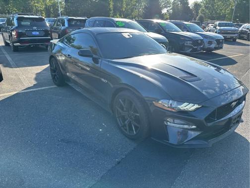 Dark Matter Gray Metallic 2022 Ford Mustang GT
