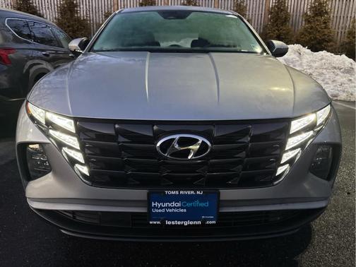 2023 Hyundai TUCSON SE