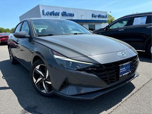 Gray 2023 Hyundai ELANTRA SEL