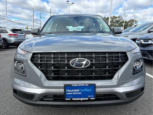 2023 Hyundai VENUE SE