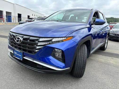2022 Hyundai TUCSON SE