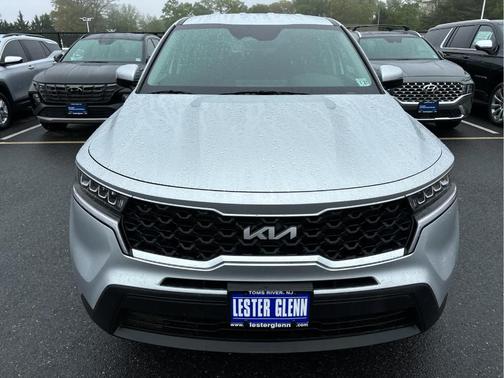 2022 Kia Sorento LX