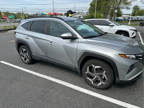 Shimmering Silver 2023 Hyundai TUCSON SEL