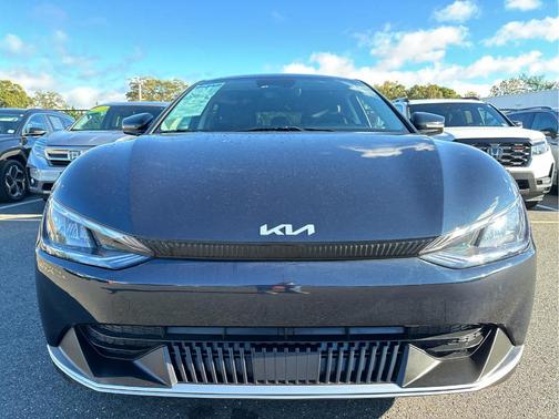 2024 Kia EV6 Light Long Range