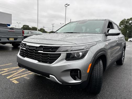 2024 Kia Seltos LX